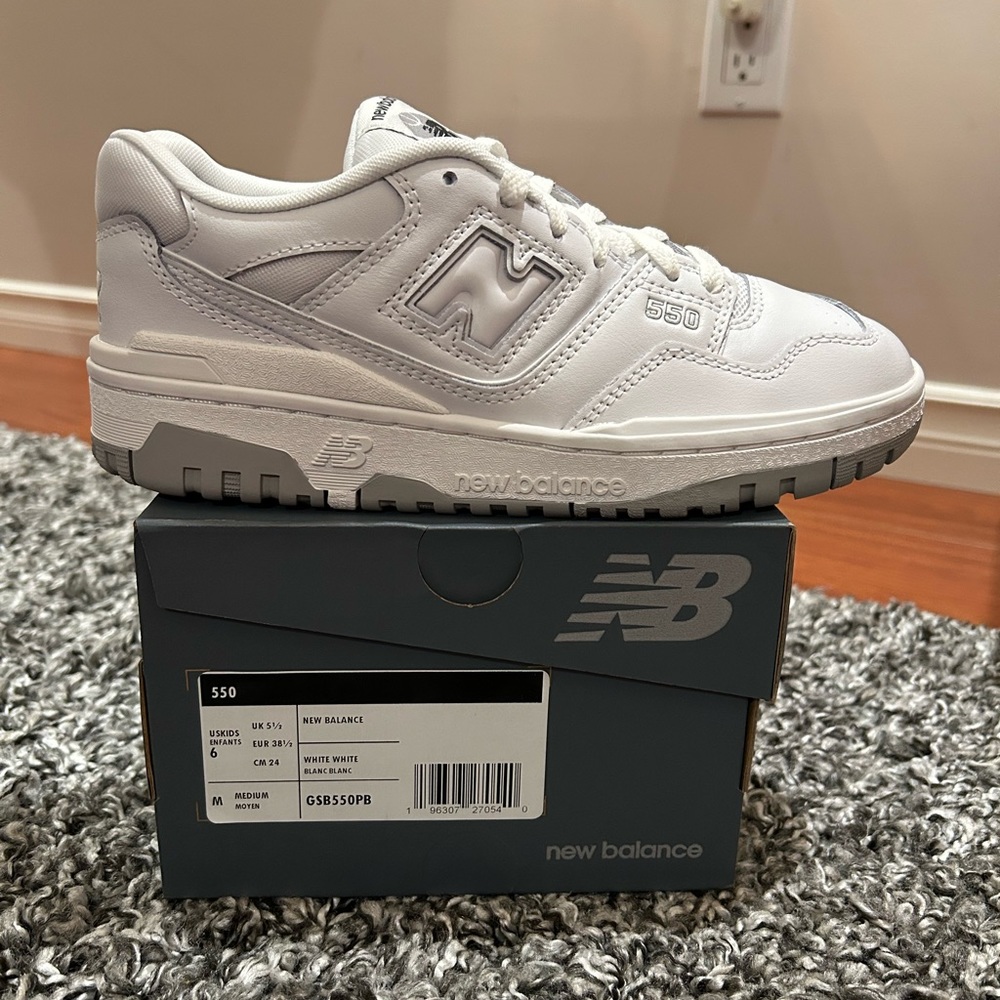 New Balance 550 White Grey
